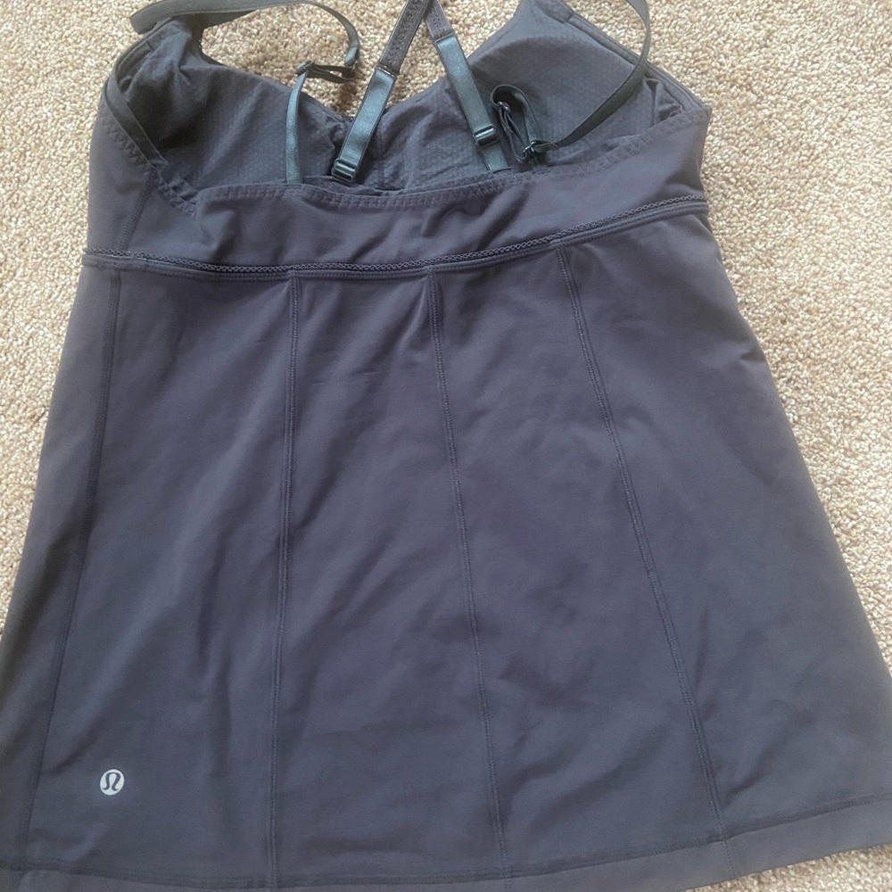 Lululemon athletic top